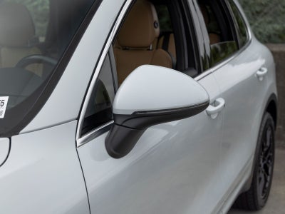 2016 Porsche Cayenne Cayenne