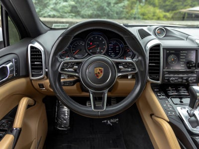 2016 Porsche Cayenne Cayenne