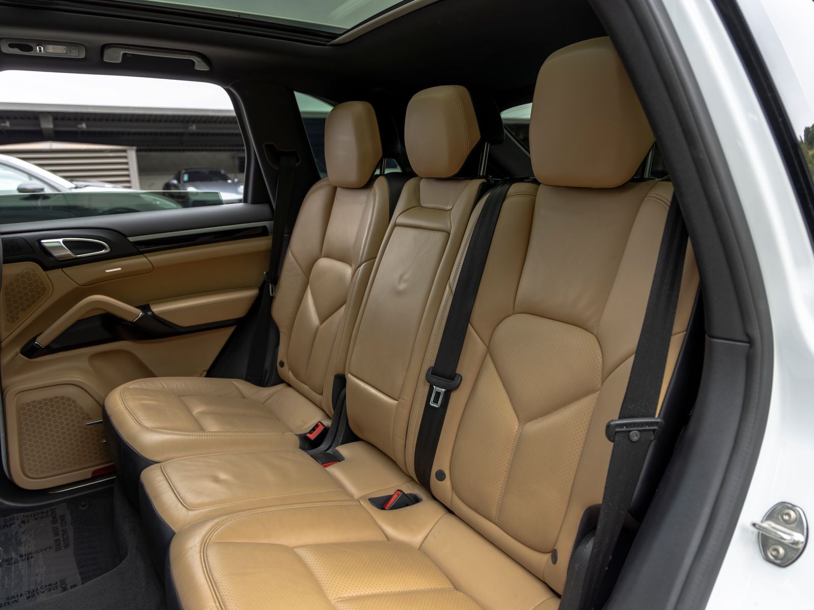 2016 Porsche Cayenne Cayenne