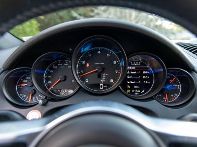 2016 Porsche Cayenne Cayenne