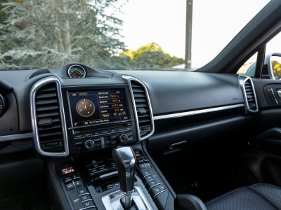 2016 Porsche Cayenne Cayenne