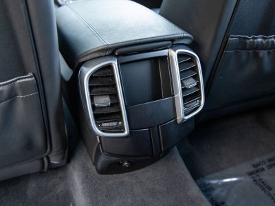 2016 Porsche Cayenne Cayenne