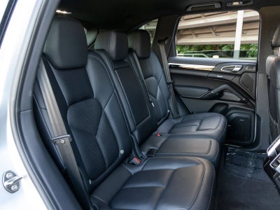 2016 Porsche Cayenne Cayenne