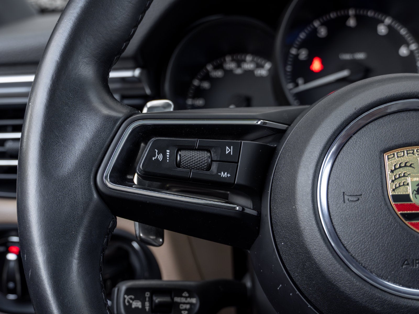 2023 Porsche Macan Macan
