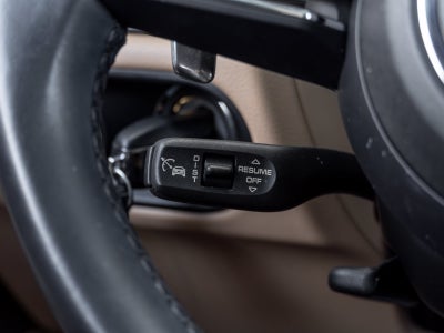 2023 Porsche Macan Macan