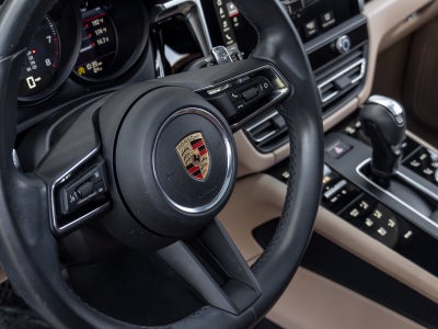 2023 Porsche Macan Macan