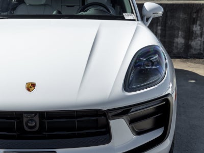 2025 Porsche Macan Macan
