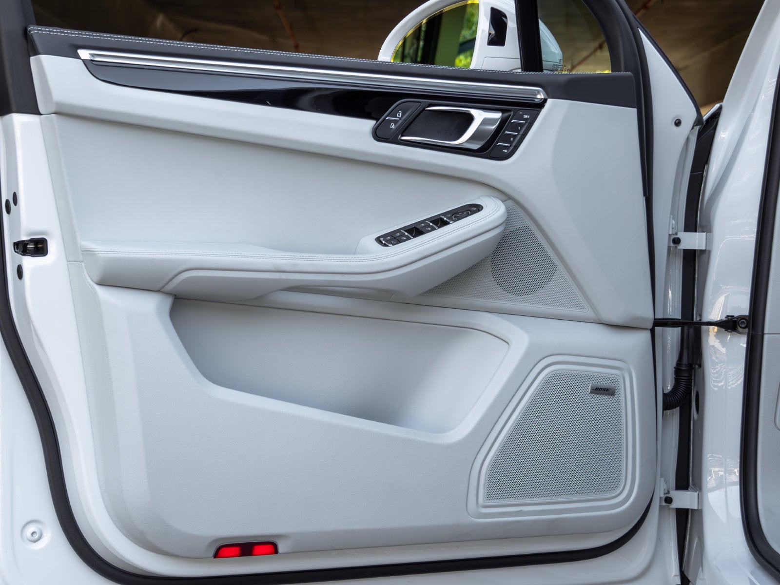 2025 Porsche Macan Macan