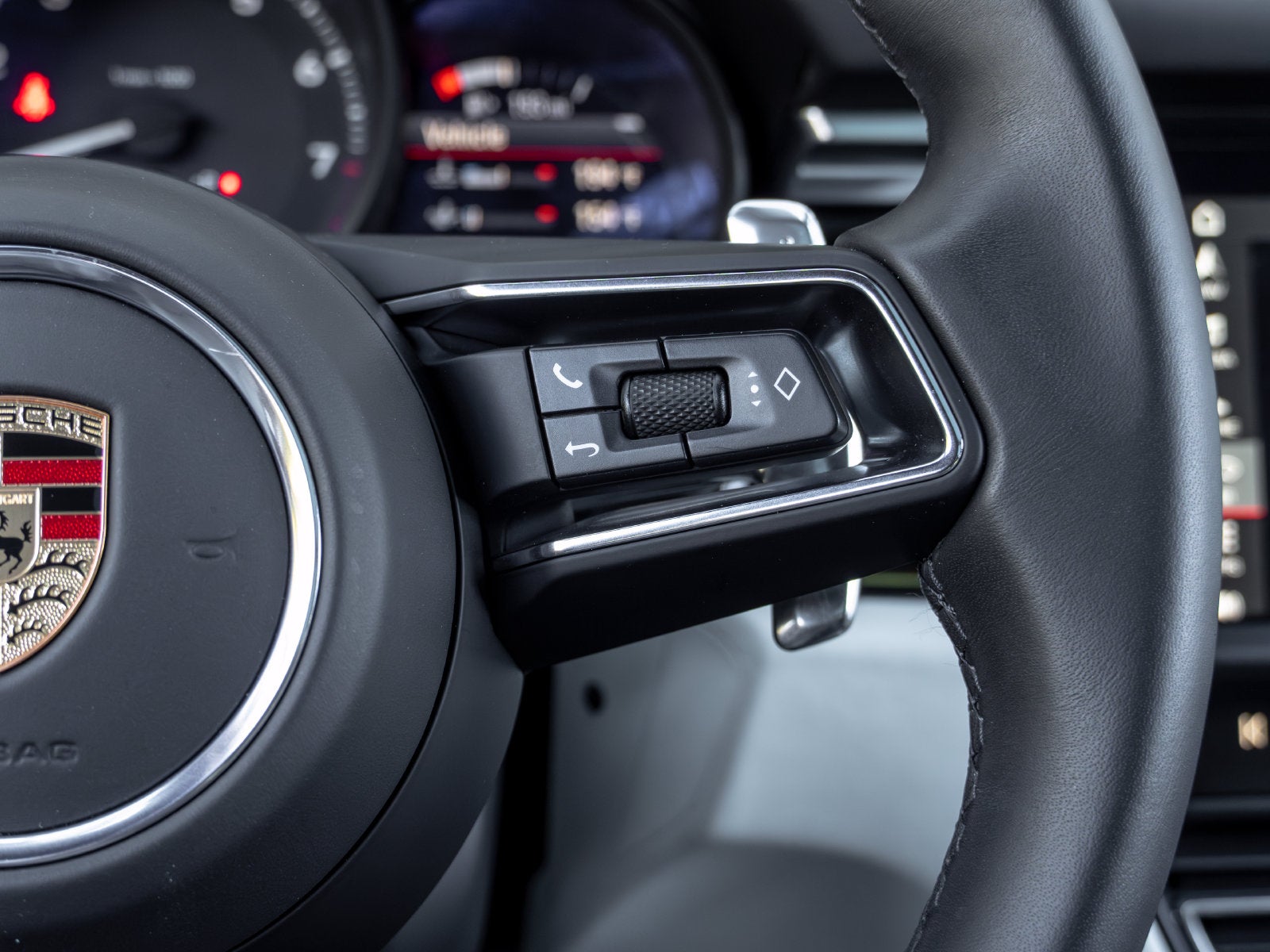 2025 Porsche Macan Macan