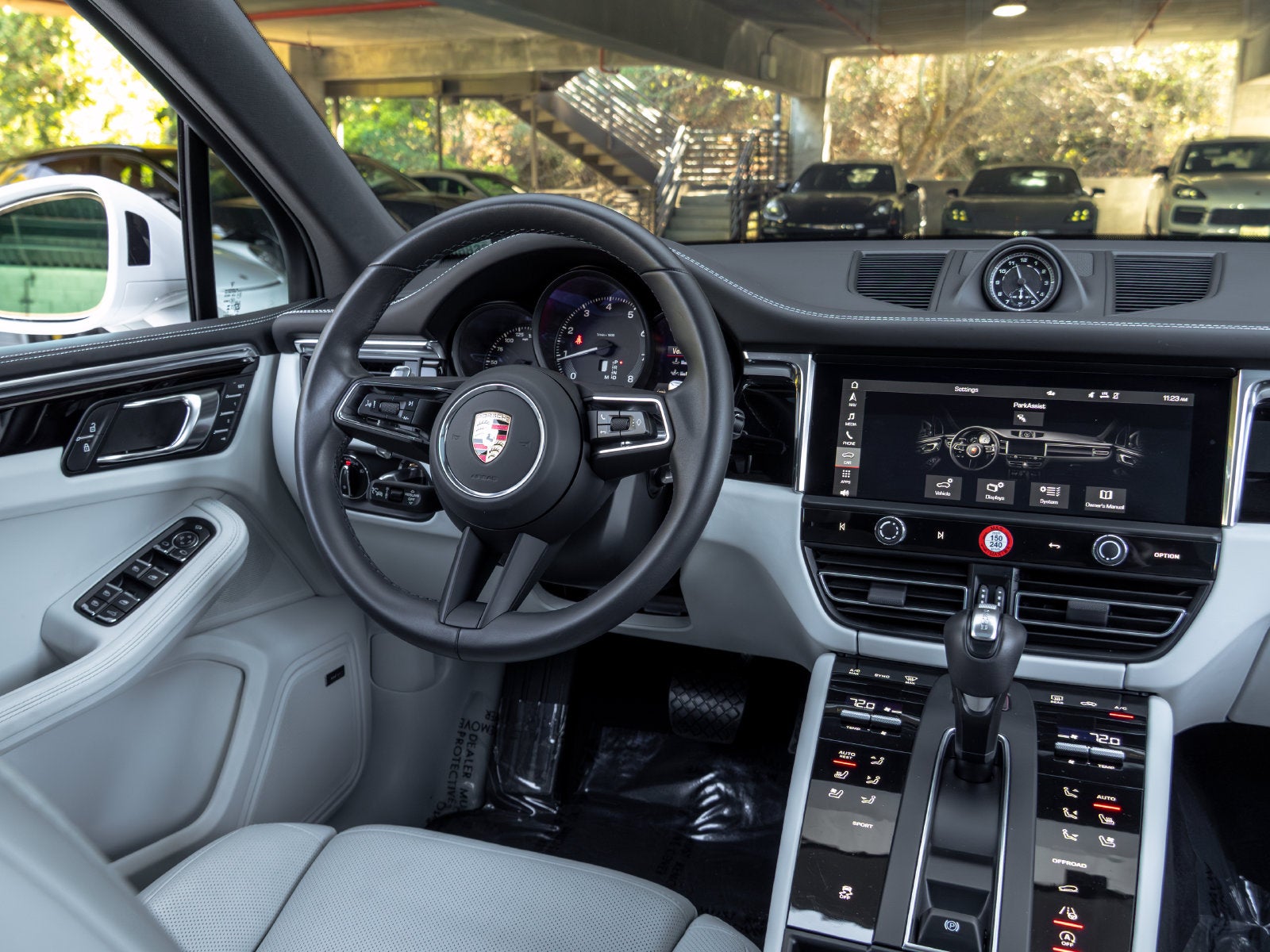 2025 Porsche Macan Macan