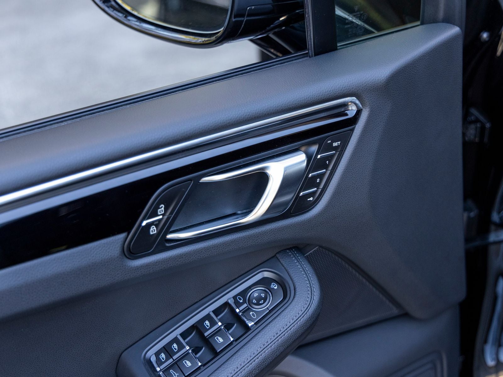 2025 Porsche Macan Macan