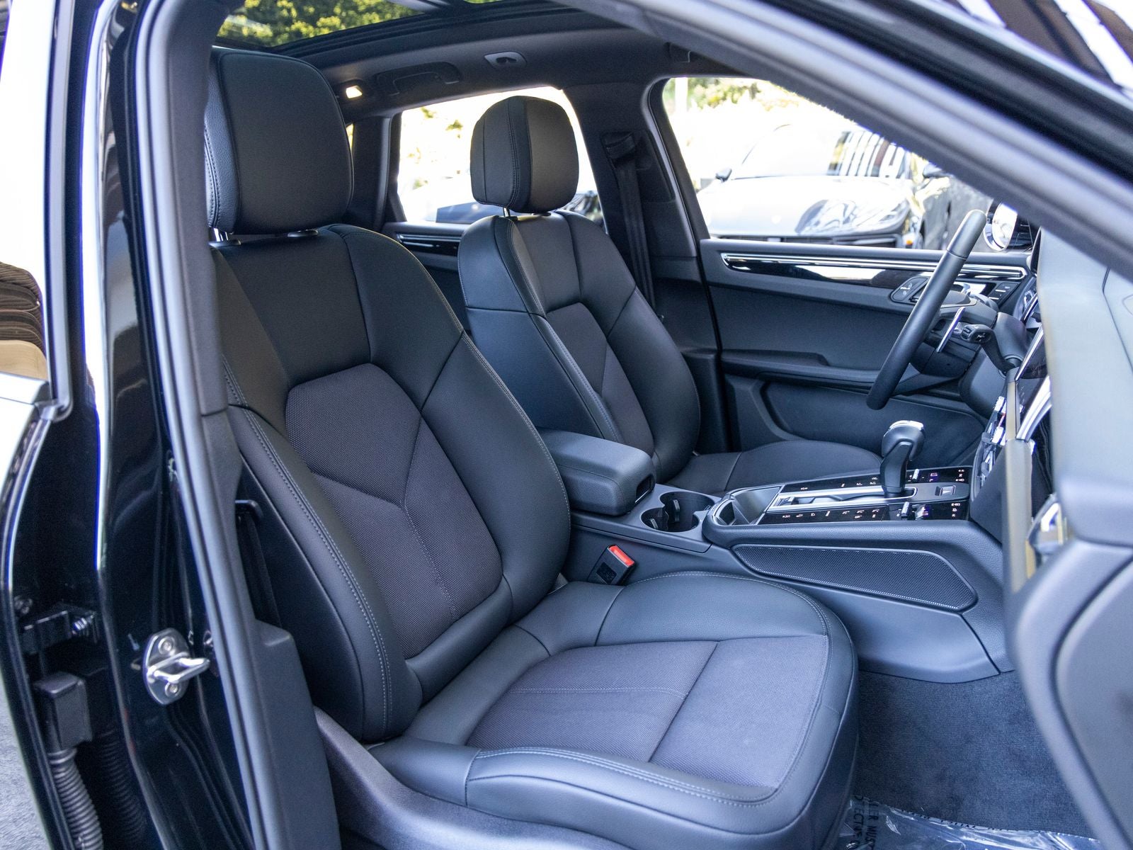 2025 Porsche Macan Macan