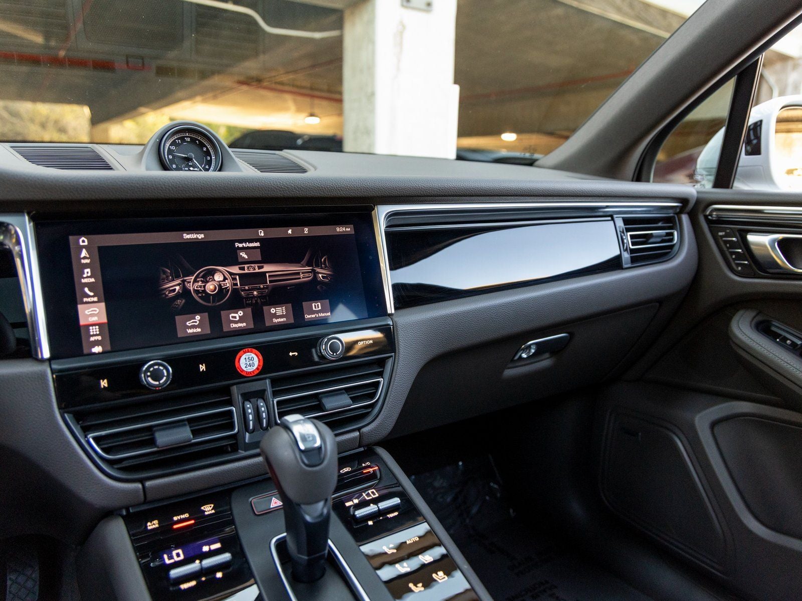 2025 Porsche Macan Macan