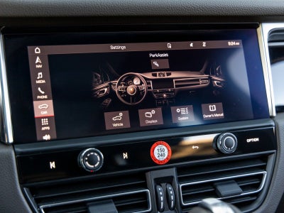 2025 Porsche Macan Macan