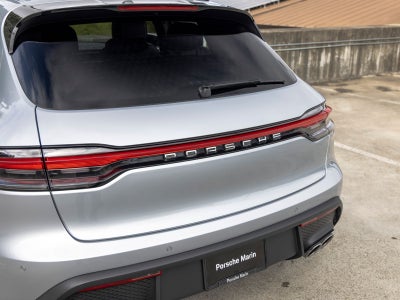 2026 Porsche Macan Base