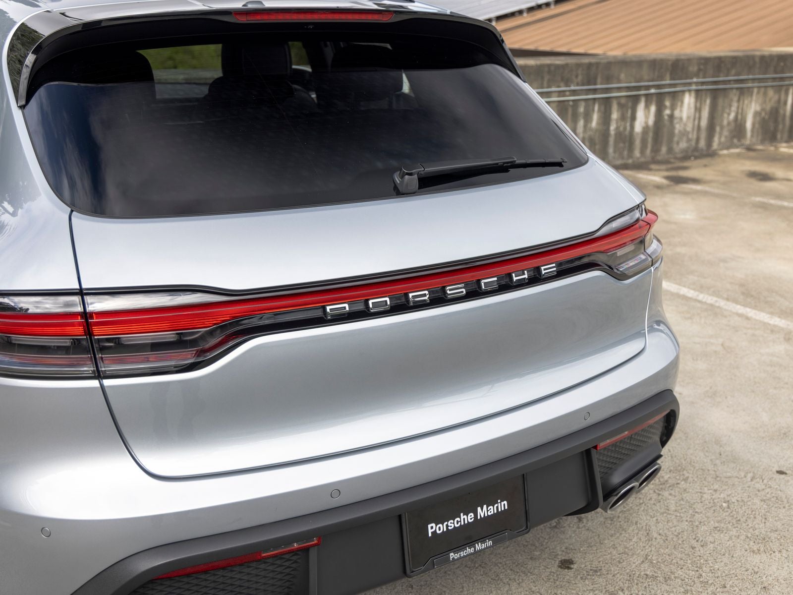 2026 Porsche Macan Base