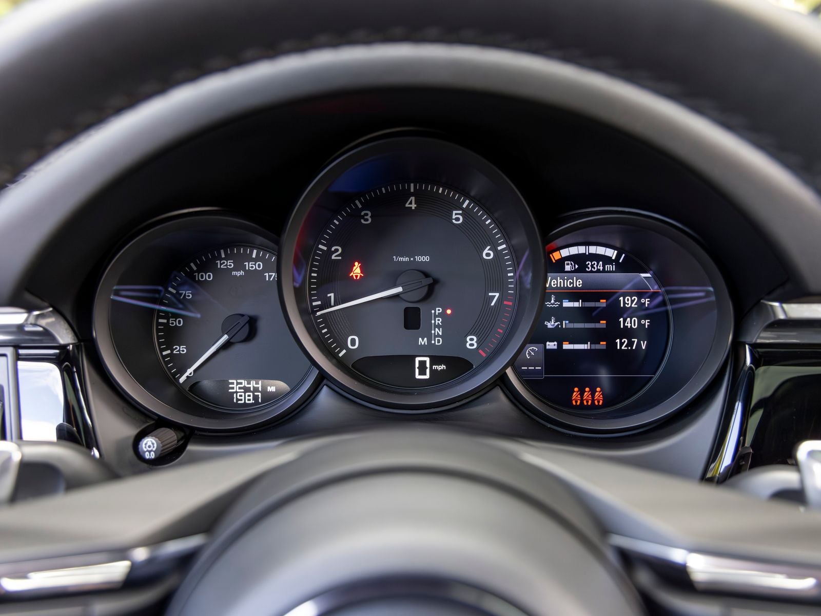 2026 Porsche Macan Base