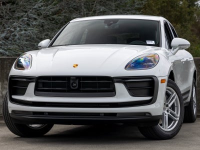 2026 Porsche Macan Macan