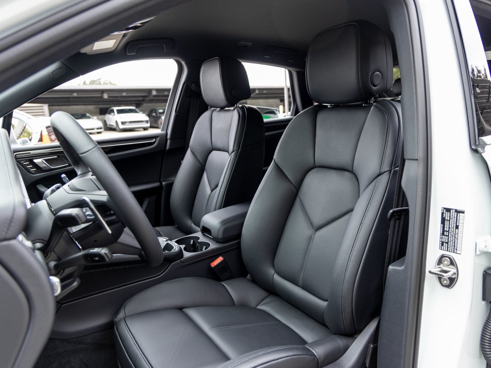 2026 Porsche Macan Macan