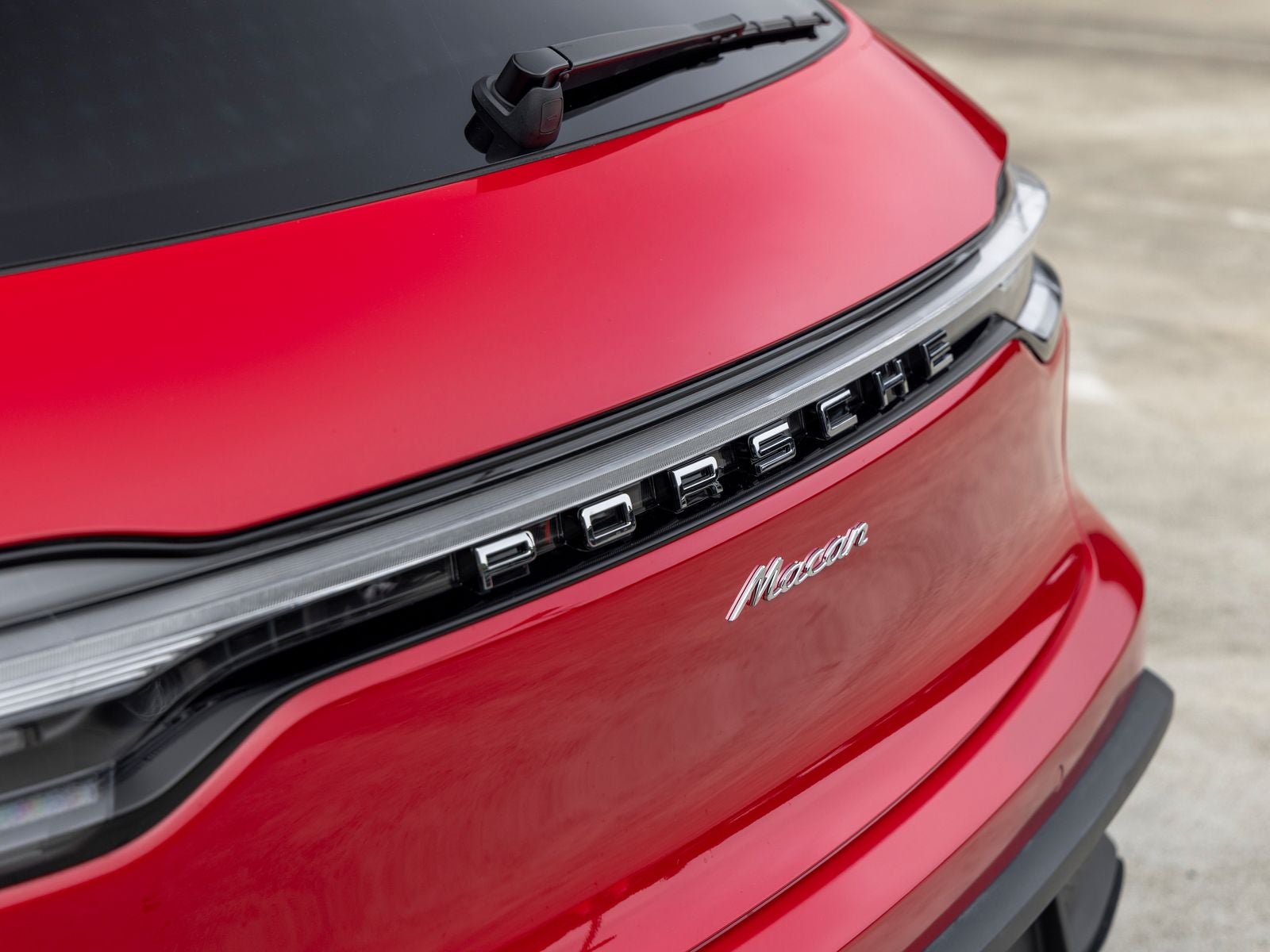 2026 Porsche Macan Base