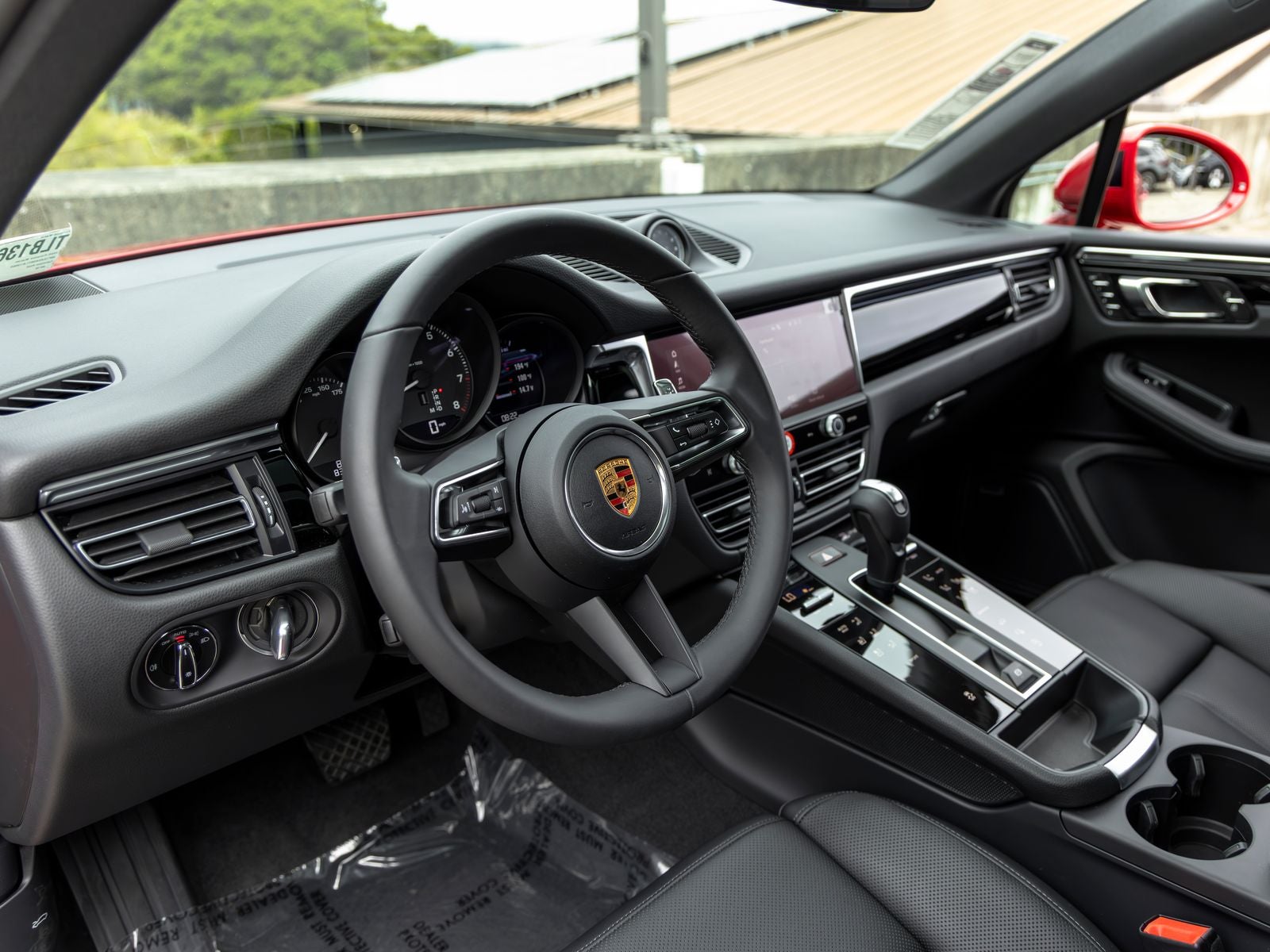 2026 Porsche Macan Base
