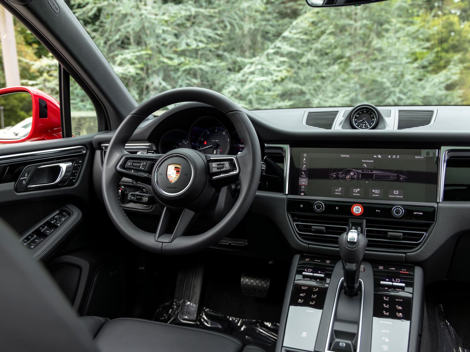 2026 Porsche Macan Base