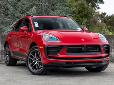2026 Porsche Macan Base