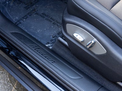 2025 Porsche Macan Macan