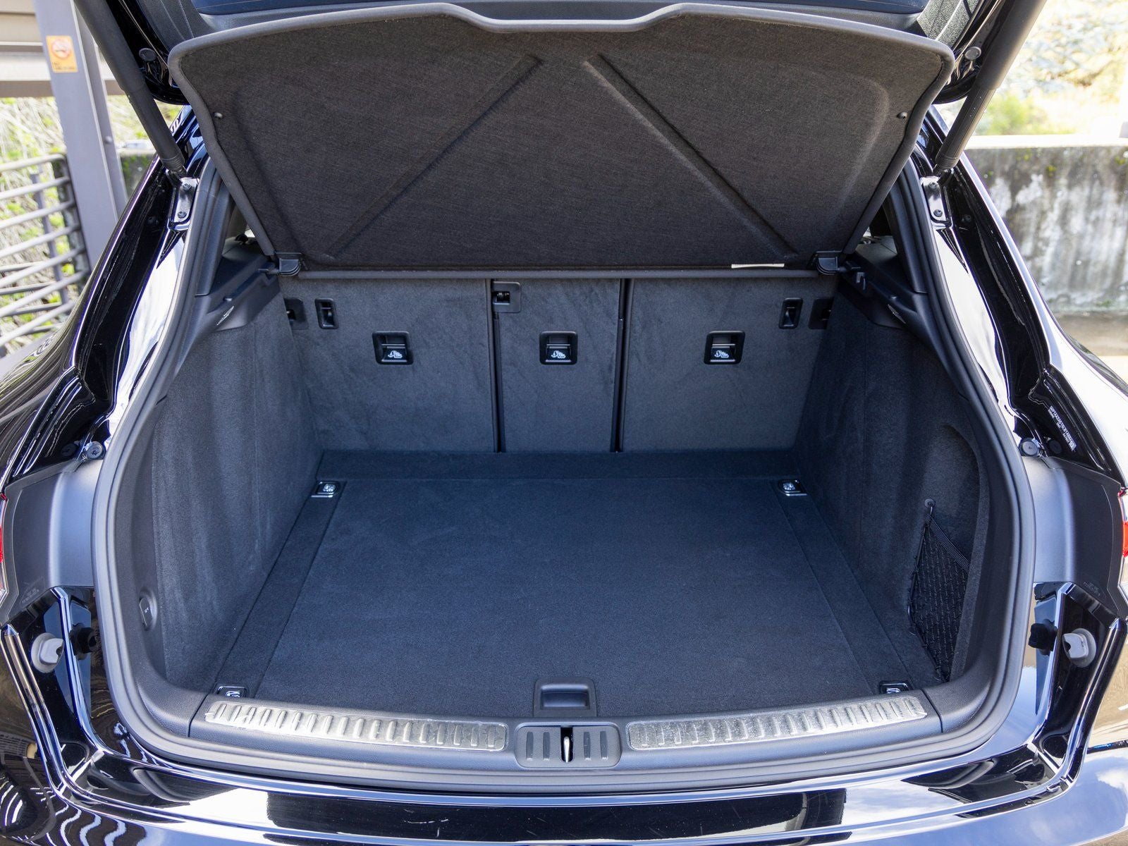 2025 Porsche Macan Macan