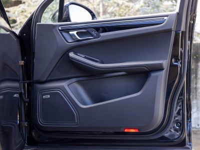 2025 Porsche Macan Macan