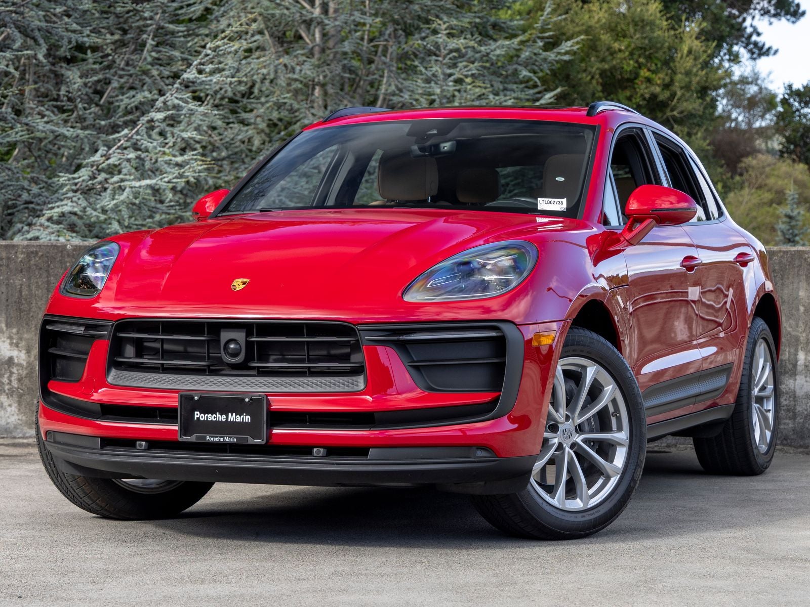2026 Porsche Macan Base