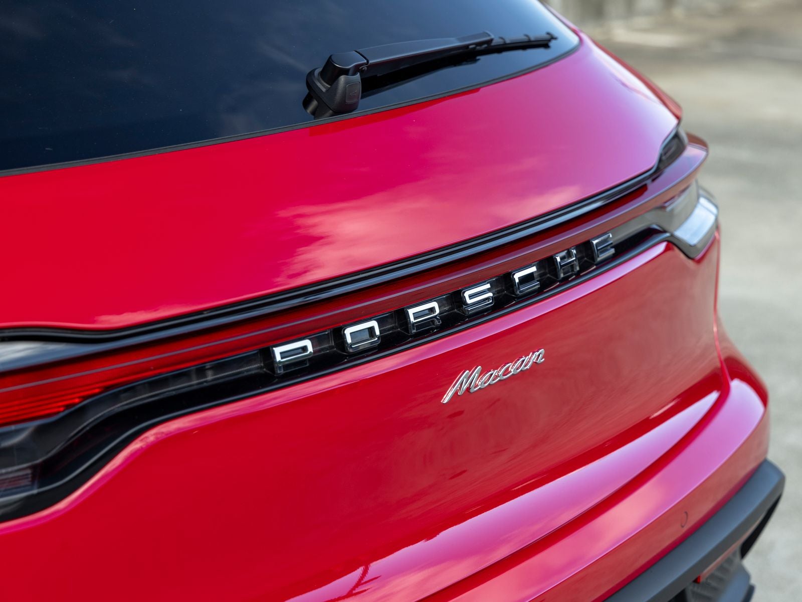 2026 Porsche Macan Base
