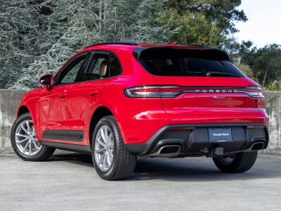 2026 Porsche Macan Base