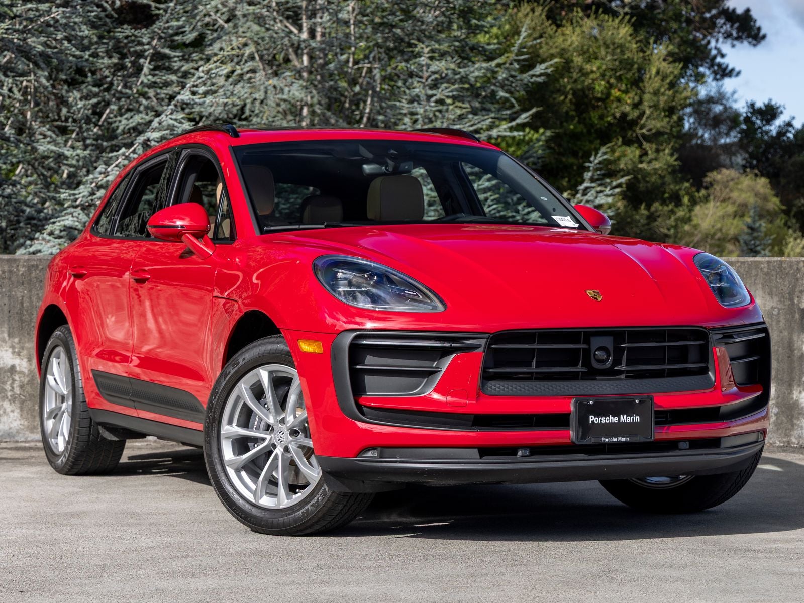 2026 Porsche Macan Base