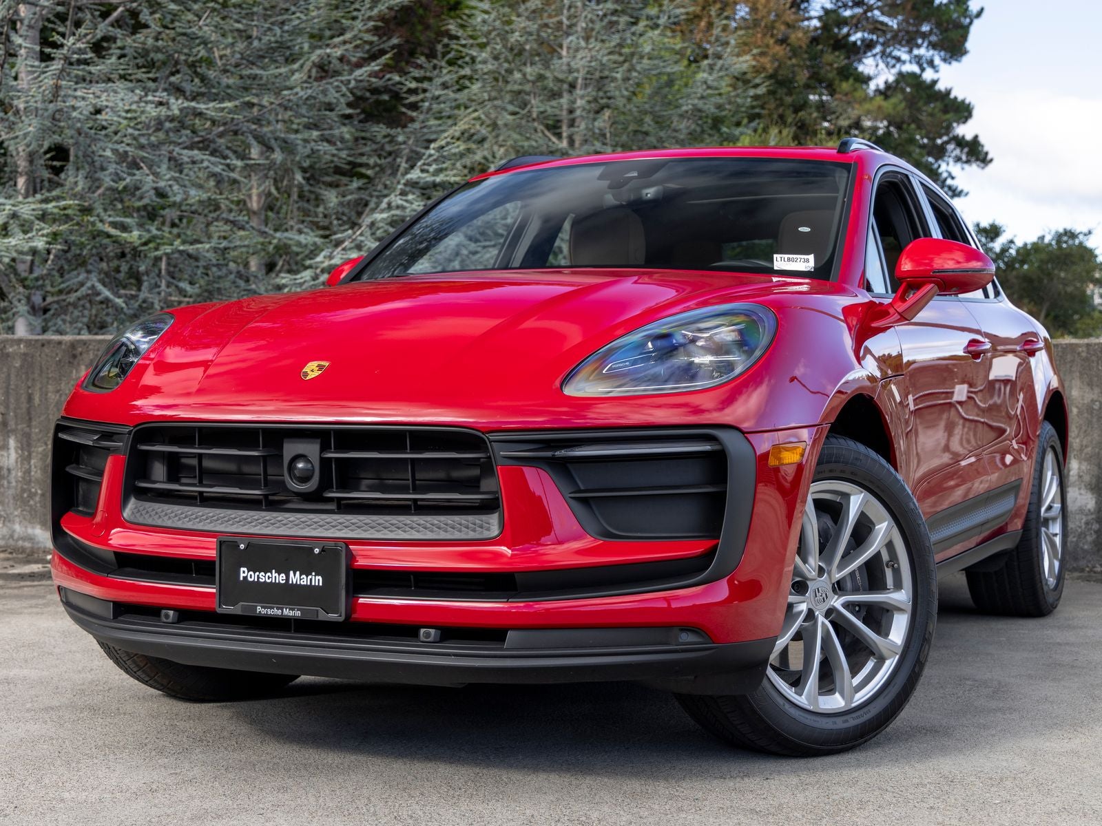 2026 Porsche Macan Base