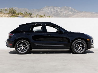 2026 Porsche Macan Base
