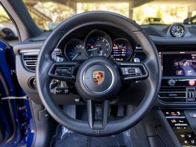 2026 Porsche Macan Macan