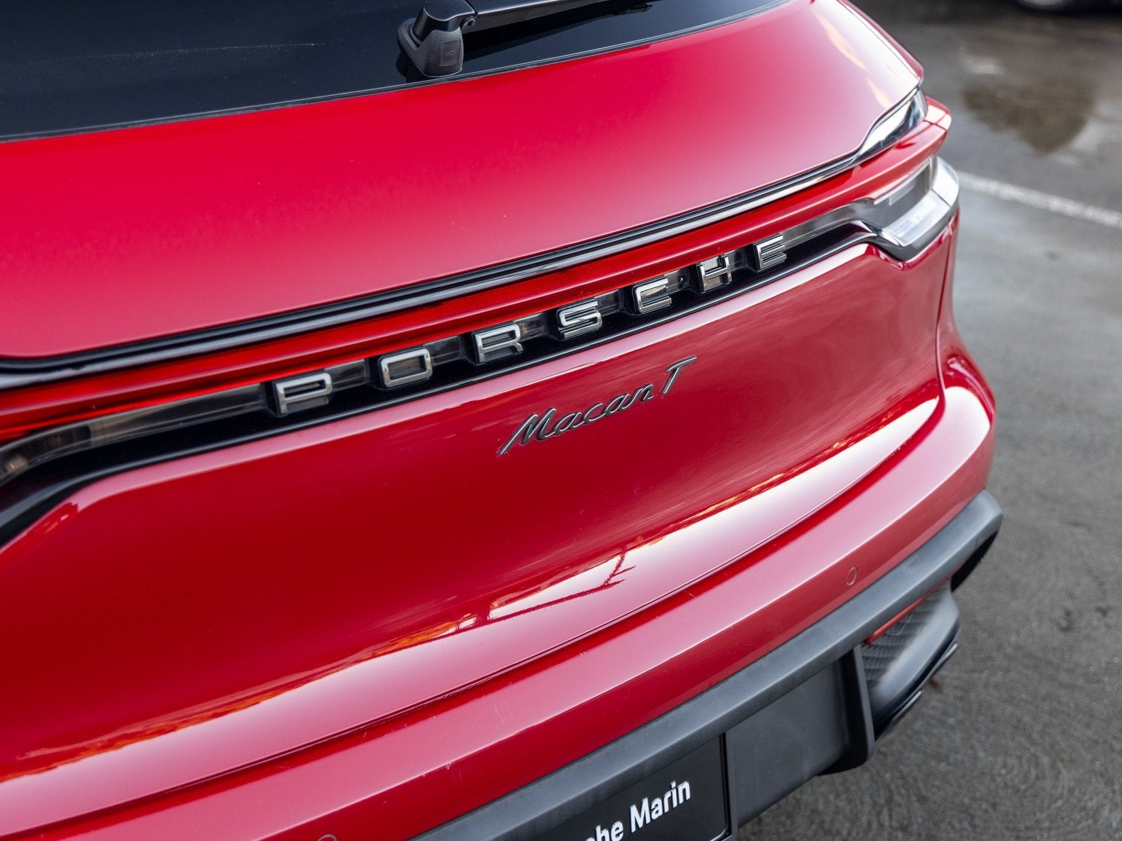 2024 Porsche Macan Macan T (MY24)