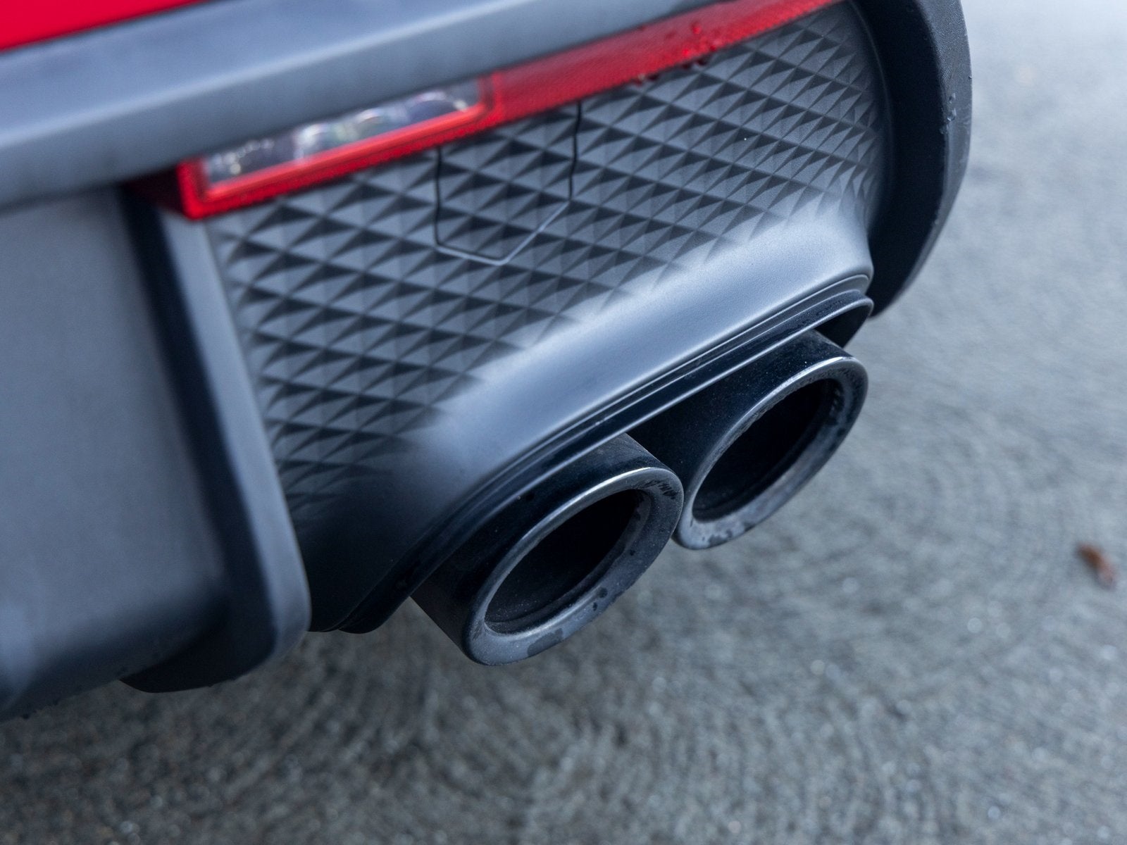 2024 Porsche Macan Macan T (MY24)