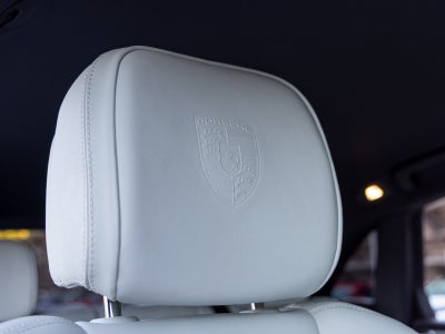 2024 Porsche Macan Macan T (MY24)