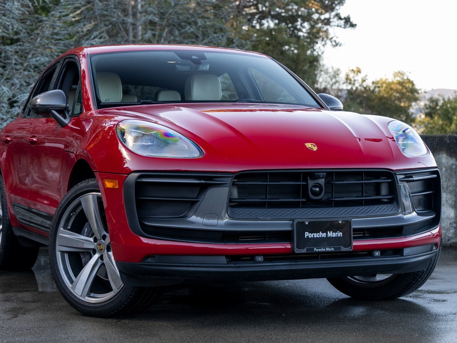 2024 Porsche Macan Macan T (MY24)