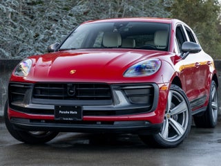 2024 Porsche Macan Macan T (MY24)