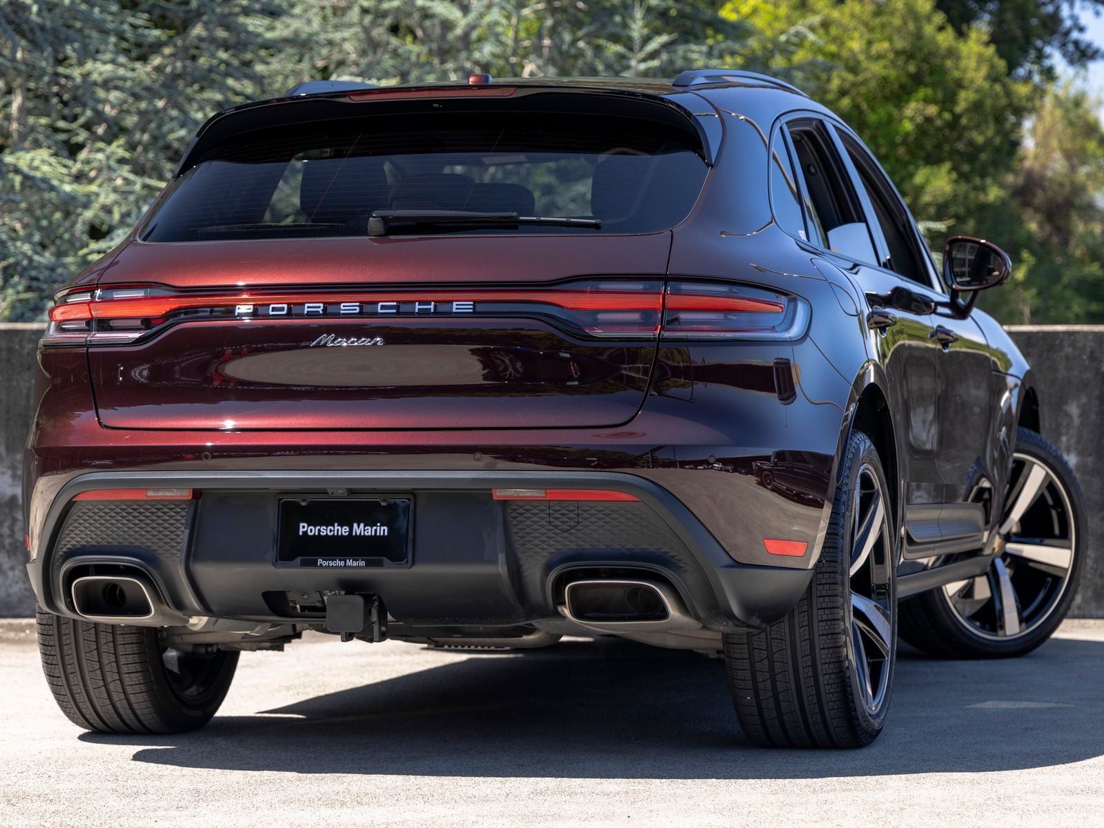2026 Porsche Macan Base