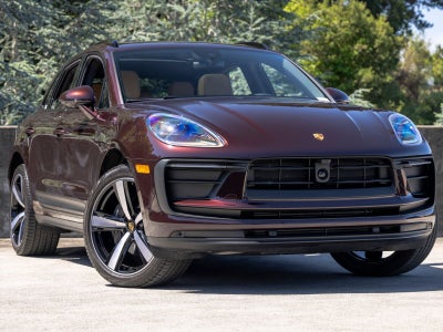 2026 Porsche Macan Base