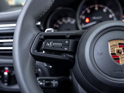 2026 Porsche Macan Macan T