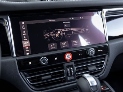 2026 Porsche Macan Macan T