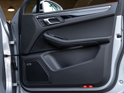 2026 Porsche Macan Macan T
