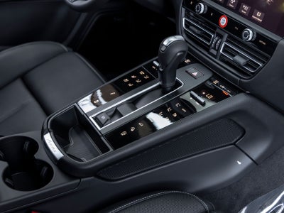 2026 Porsche Macan Macan T