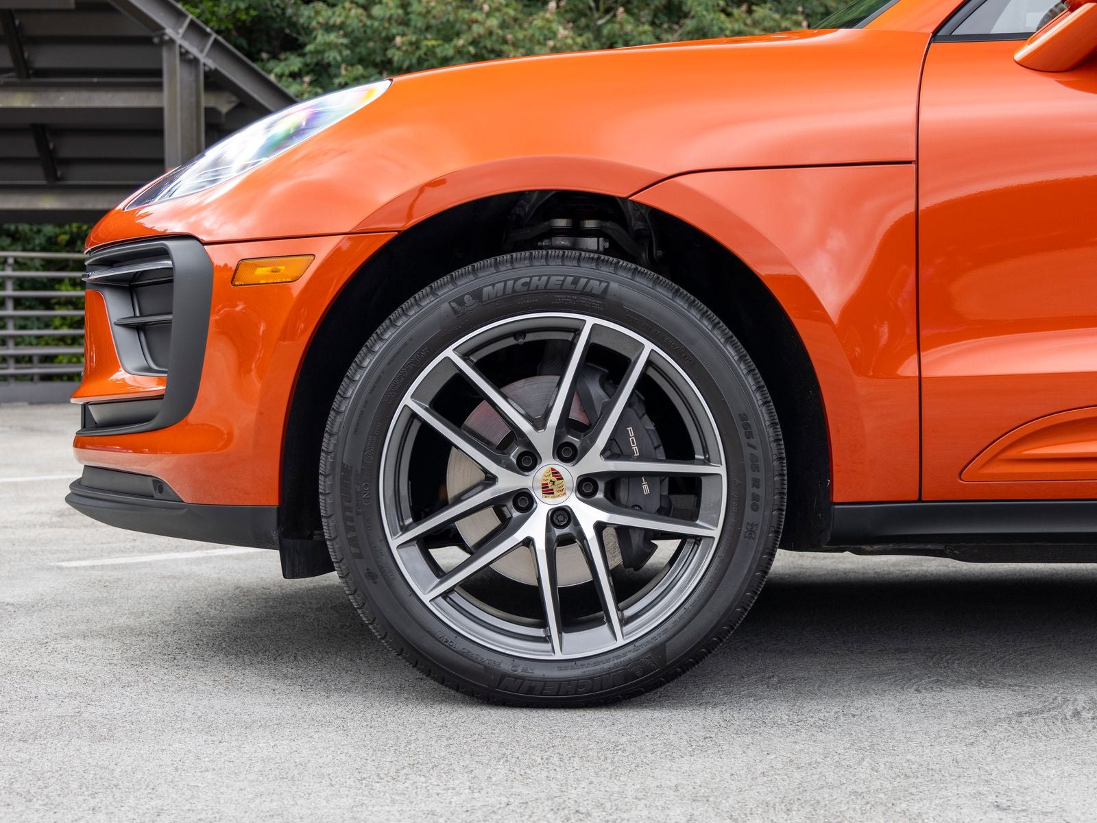 2023 Porsche Macan Base
