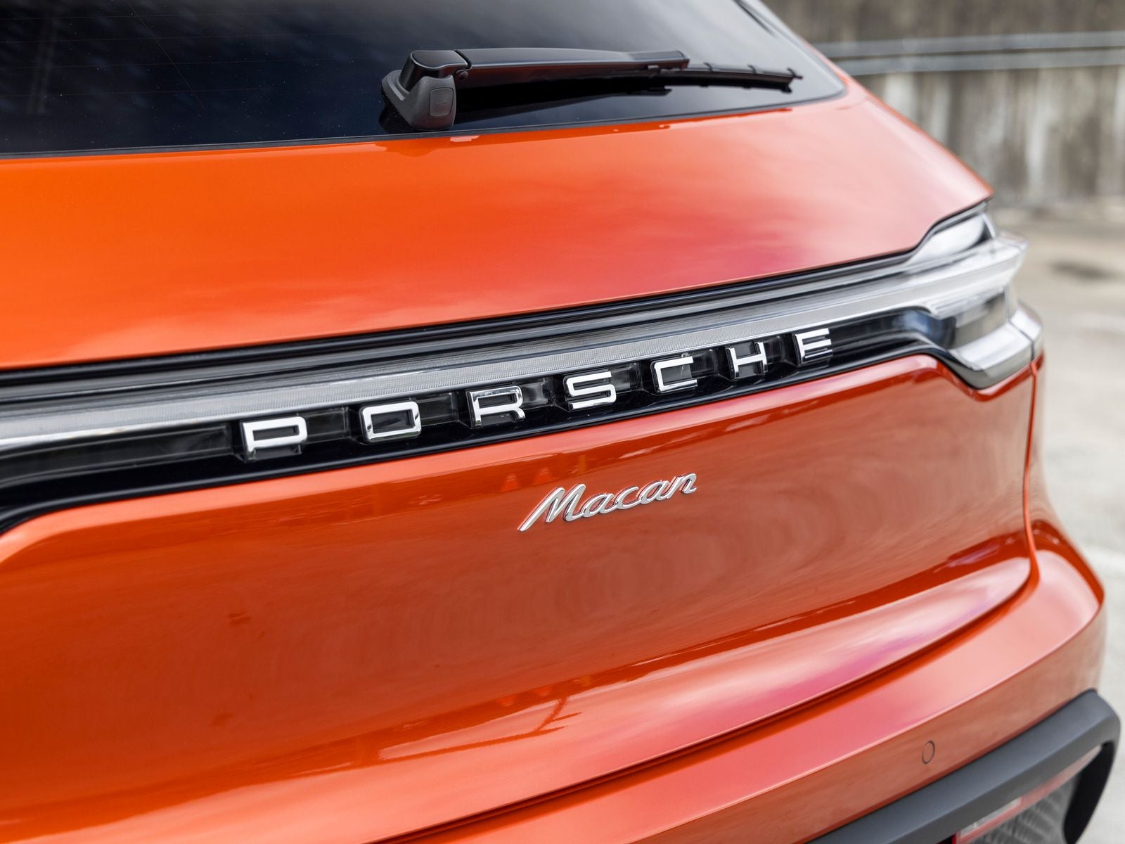 2023 Porsche Macan Base